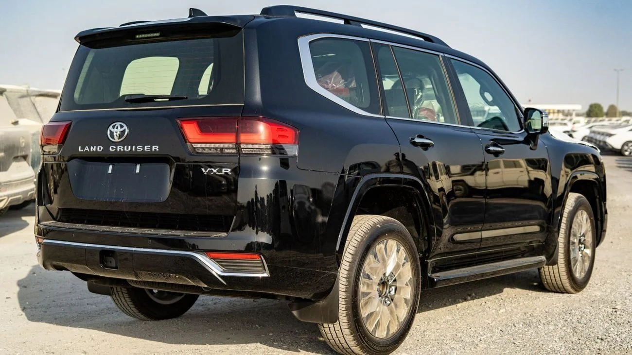 Toyota Land Cruiser 300 VXR (2025) – Brand New