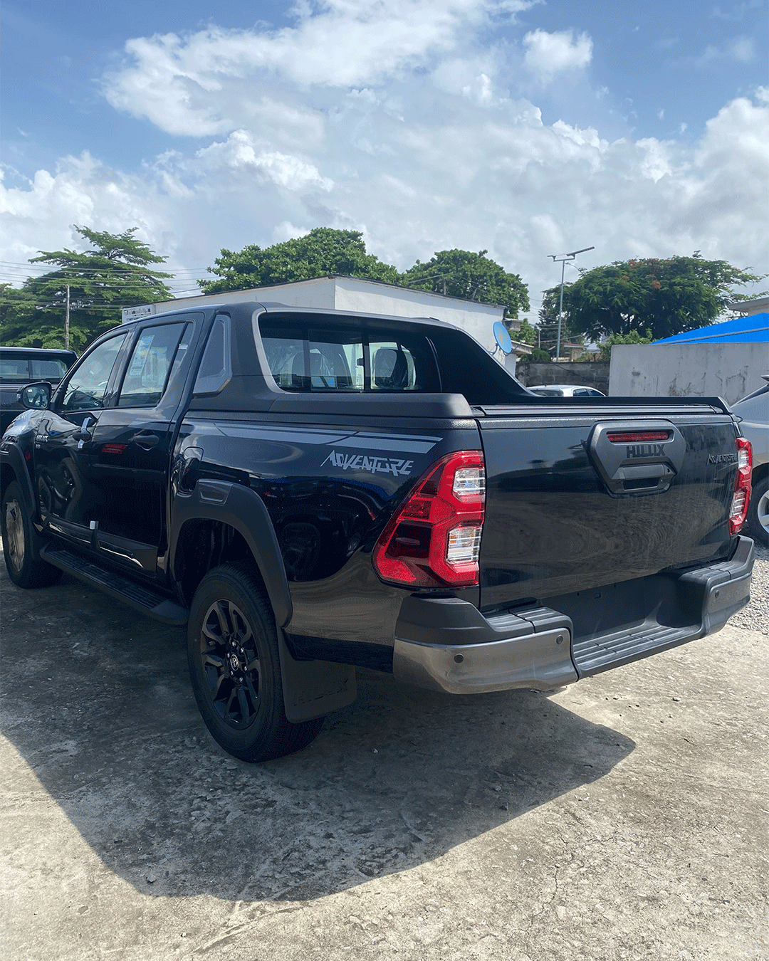 Toyota-Hilux-Adventure-2026