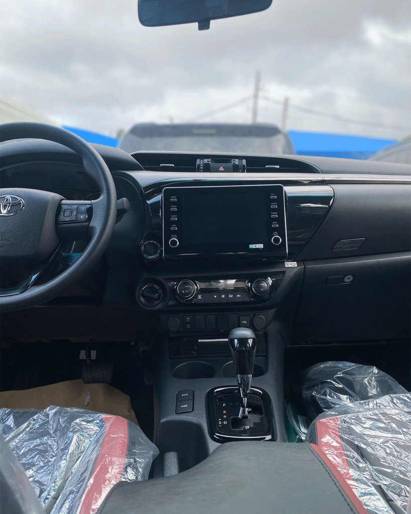Toyota-Hilux-Adventure-2026