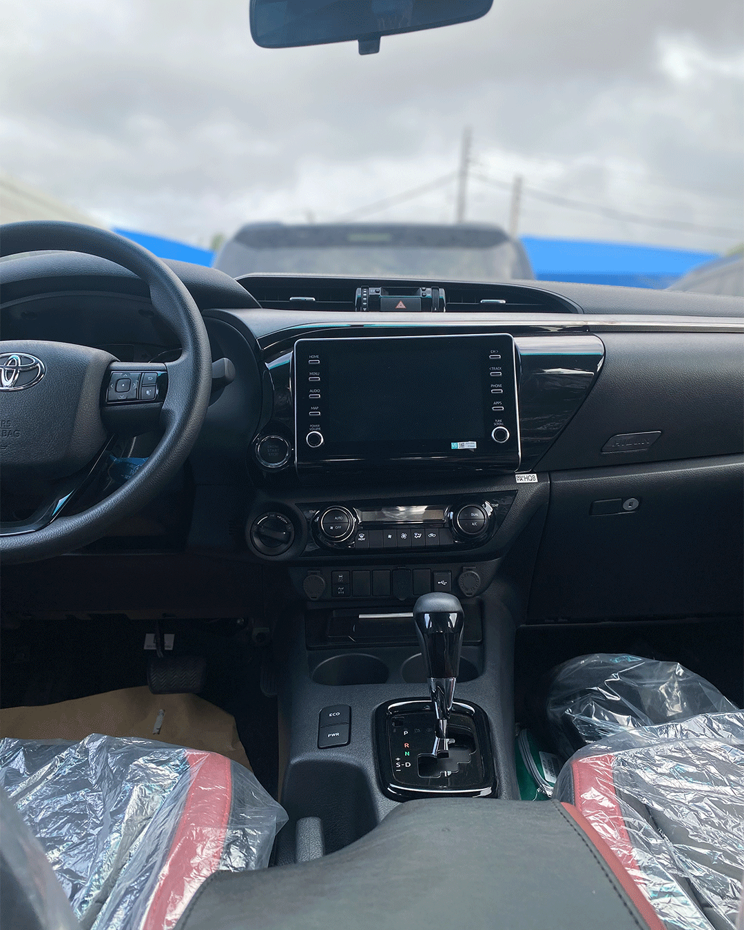 Toyota-Hilux-Adventure-2026